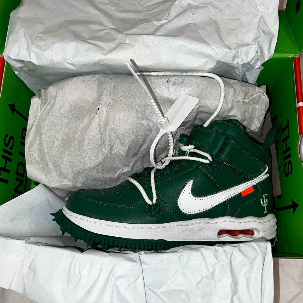Off-White Nike Sneakers - Picture 2 of 7